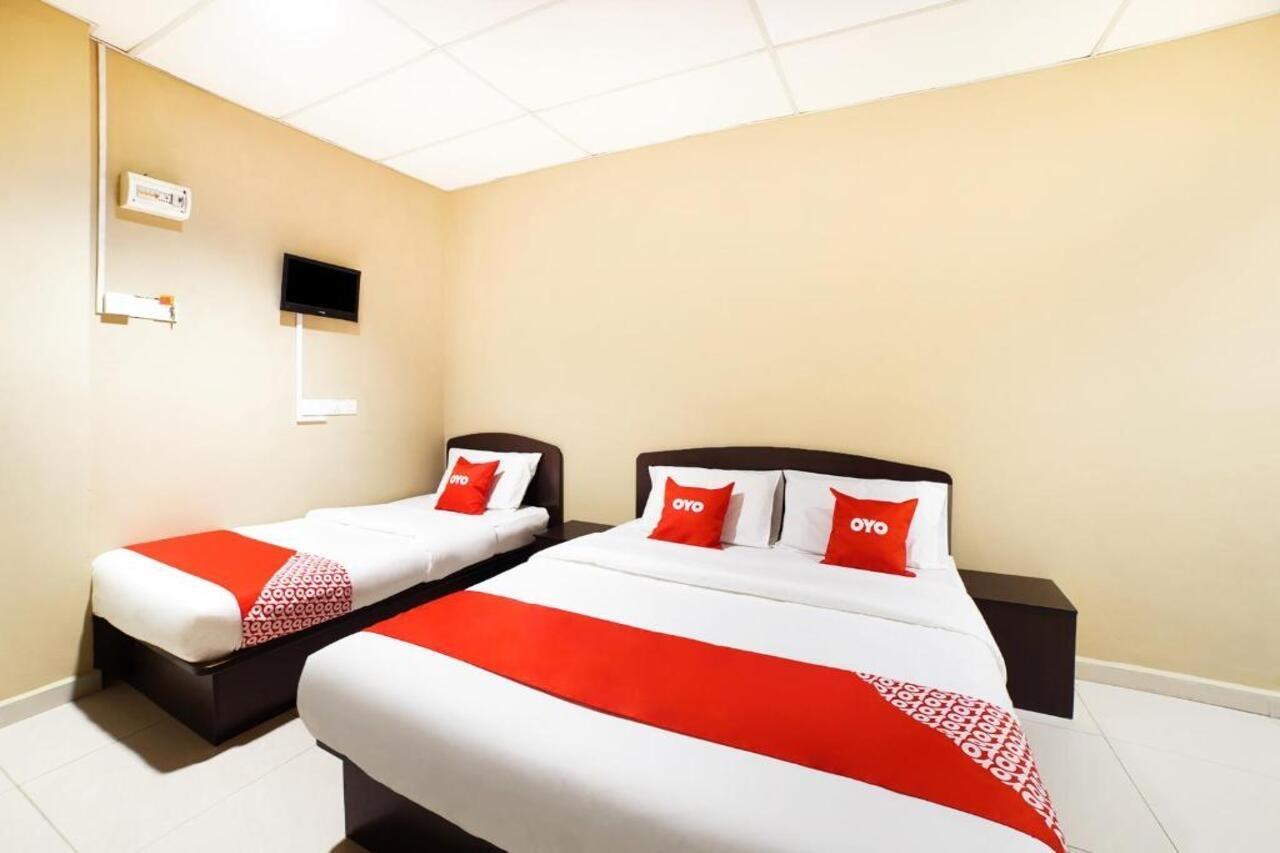 Oyo 89573 Hotel Lii View Мерсинг Экстерьер фото