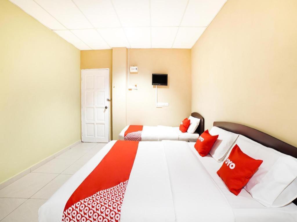 Oyo 89573 Hotel Lii View Мерсинг Экстерьер фото