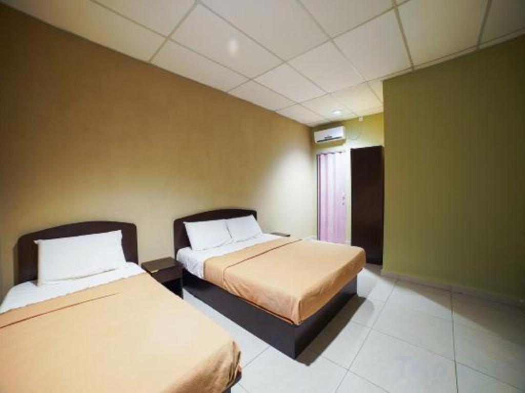 Oyo 89573 Hotel Lii View Мерсинг Экстерьер фото