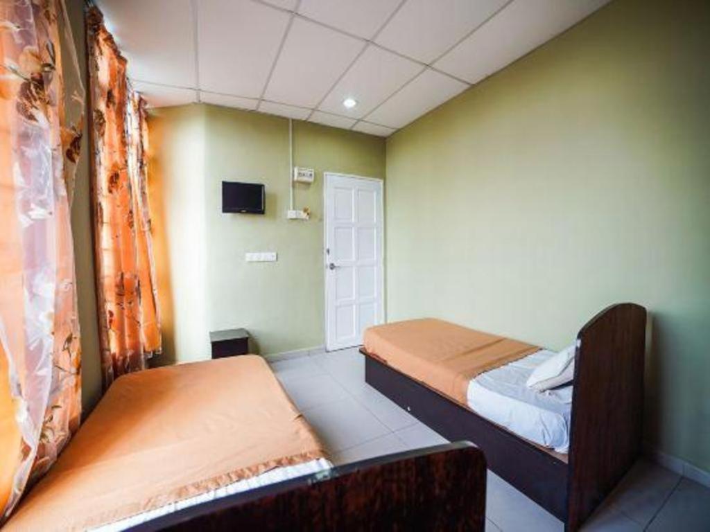 Oyo 89573 Hotel Lii View Мерсинг Экстерьер фото