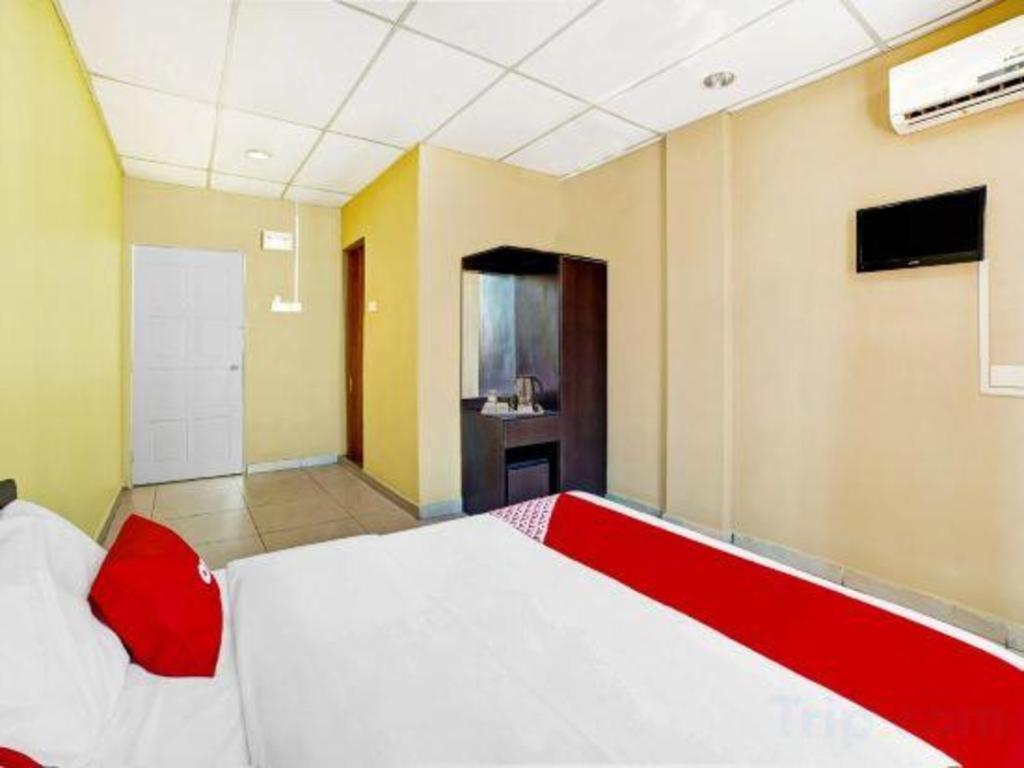 Oyo 89573 Hotel Lii View Мерсинг Экстерьер фото